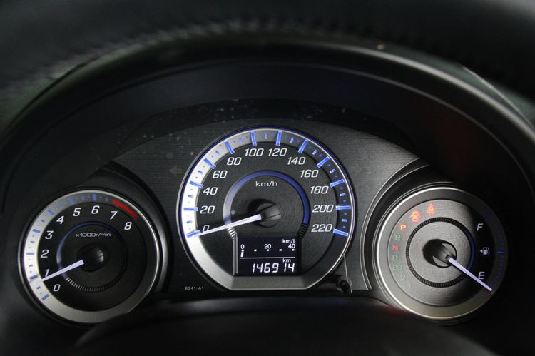 Honda City 2012 1.5 S i-VTEC Sedan เบนซิน ไม่ติดแก๊ส เกียร์อัตโนมัติ ขาว รูปที่ 4