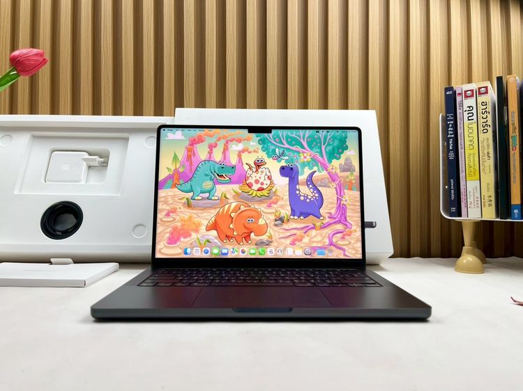 Mackbook Pro 14 Inch แมค โอเอส 16 กิกะไบต์ อื่นๆ ใช่ MacBook Pro 14-inch M5 Ram16GB SSD512GB Space Black Apple Care 1 July 2027 