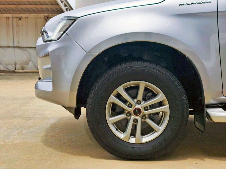 Isuzu D-MAX 2021 1.9 Hi-Lander L Pickup ดีเซล ไม่ติดแก๊ส เกียร์ธรรมดา บรอนซ์เงิน รูปที่ 4