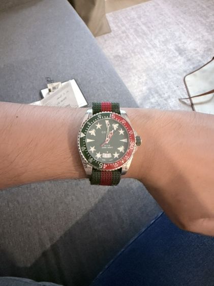 ส่งต่อนาฬิกาGucci Dive King Size (รหัส 136.3) ของแท้ 100% ครับแบรนด์/รุ่น: Gucci Dive Quartz (Case Size 40-41 mm) รูปที่ 5
