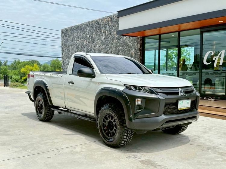 Mitsubishi Triton 2019 2.4 GL 4WD Pickup ดีเซล ไม่ติดแก๊ส เกียร์ธรรมดา ขาว