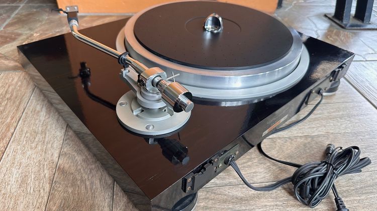 ขายเครื่องเล่นแผ่นเสียงTRIO KP-800(งานช่าง)