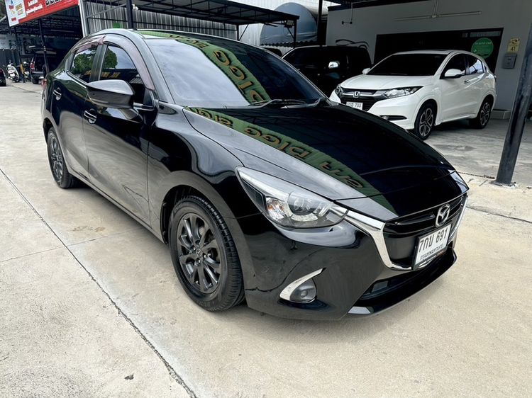 Mazda Mazda 2 2018 1.3 High Plus Sedan เบนซิน ไม่ติดแก๊ส เกียร์อัตโนมัติ ดำ รูปที่ 4