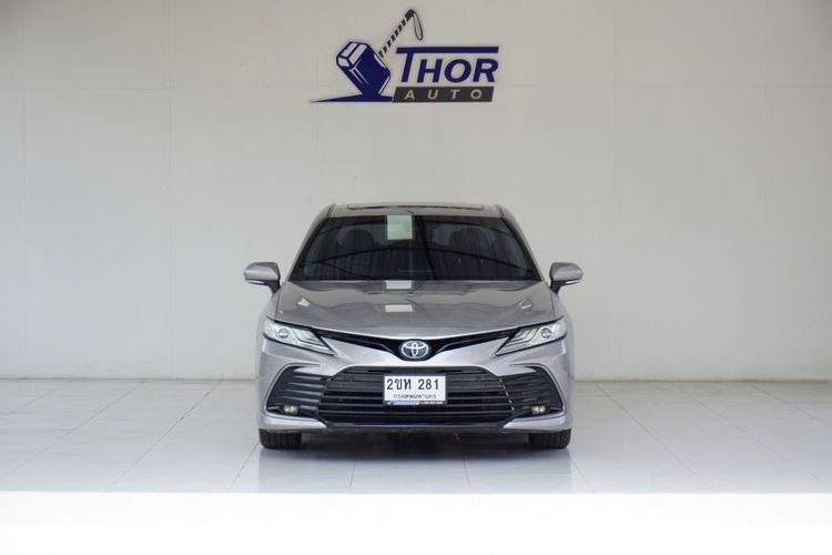 Toyota Camry 2022 2.5 Premium Sedan เบนซิน เกียร์อัตโนมัติ บรอนซ์เงิน รูปที่ 2