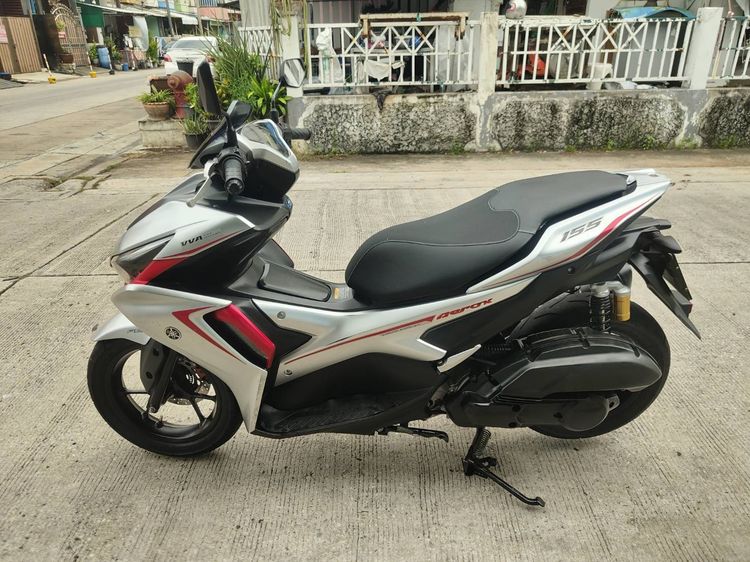 🛵ยังไงก็ขาย AEROX-ABS ปี 65 เครื่องดี สีสวย สตาร์ทมือ กุญแจรีโมท เบรคABS เล่มชุดโอนครบ+เปลี่ยนถ่ายน้ำมันเครื่องฟรี ส่งฟรี30 ก.ม รูปที่ 2