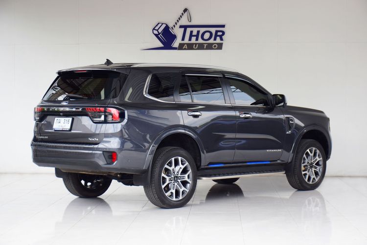 Ford Everest 2022 2.0 Titanium Plus 4WD Utility-car ดีเซล เกียร์อัตโนมัติ บรอนซ์เงิน รูปที่ 4