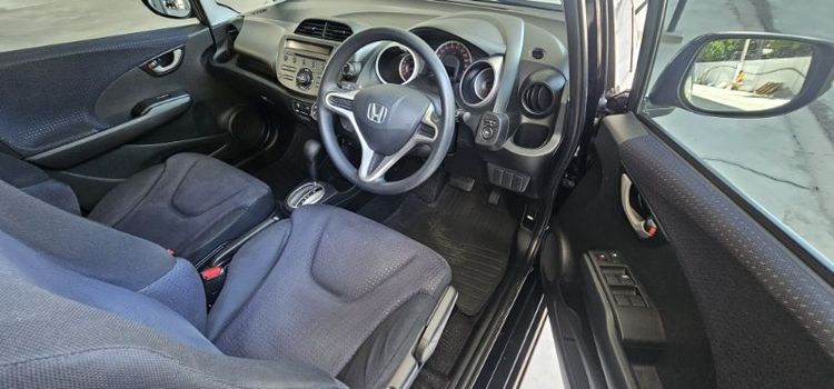 Honda Jazz 2008 1.5 V i-VTEC Sedan เบนซิน เกียร์อัตโนมัติ รูปที่ 4