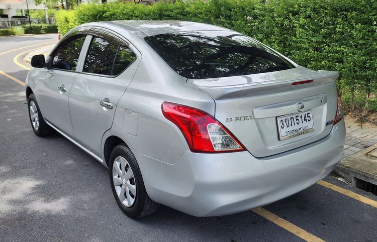 Nissan Almera 2013 1.2 E Sedan เบนซิน เกียร์อัตโนมัติ บรอนซ์เงิน รูปที่ 3