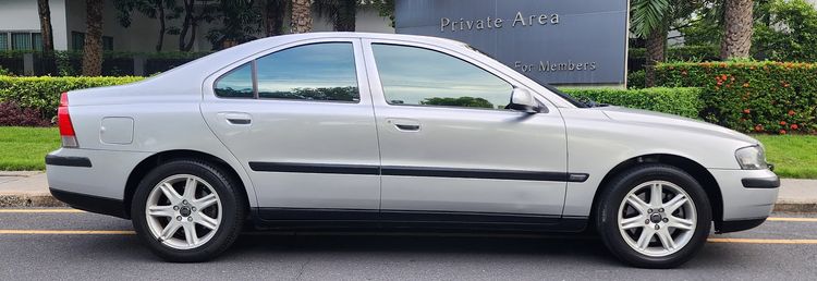 Volvo S60 2002 2.0 Sedan เบนซิน ไม่ติดแก๊ส เกียร์อัตโนมัติ บรอนซ์เงิน รูปที่ 2