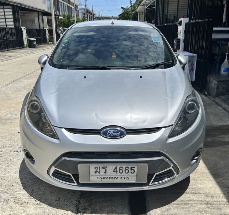 รถ Ford Fiesta 1.5 Sport สี เทา