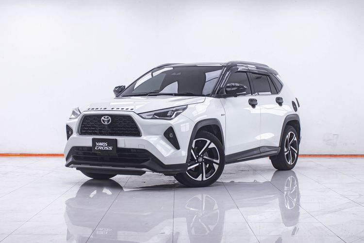รถ Toyota Yaris Cross 1.5 HEV Premium Luxury สี ขาว