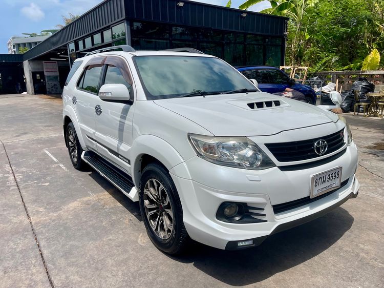 Toyota Fortuner 2014 3.0 TRD Sportivo 4WD Utility-car āļāļĩāđāļāļĨ āđāļĄāđāļāļīāļāđāļāđāļŠ āđāļāļĩāļĒāļĢāđāļāļąāļāđāļāļĄāļąāļāļī āļāļēāļ§ āļĢāļđāļāļāļĩāđ 2