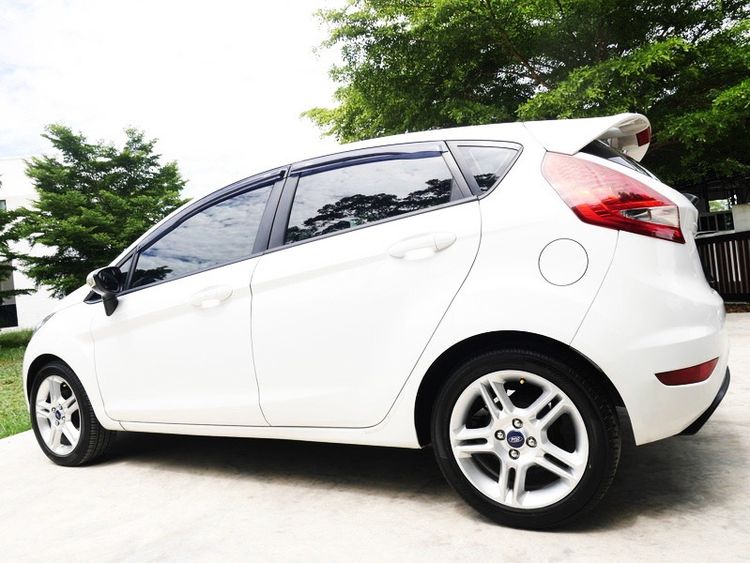 Ford Fiesta 2013 1.5 Sport Sedan เบนซิน ไม่ติดแก๊ส เกียร์อัตโนมัติ ขาว รูปที่ 3