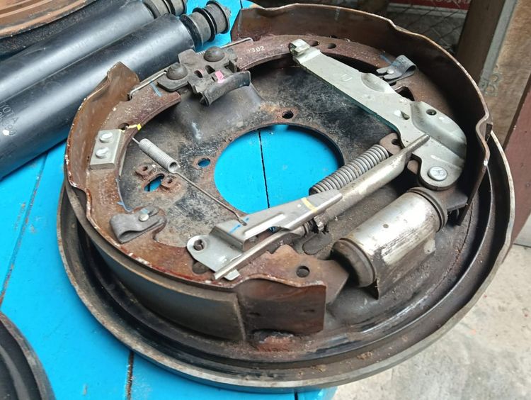 ดรัมเบรคหลัง โช็คหลังแท้ถอด  Toyota Fortuner หน้ายักษ์ ปี 2010 รูปที่ 6