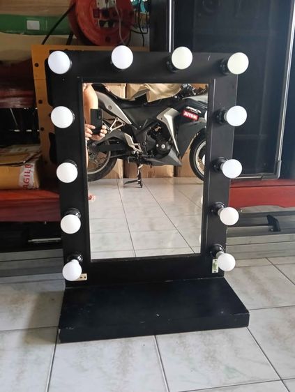 กระจกไฟปิงปอง (หรือ Hollywood Mirror)  รูปที่ 3