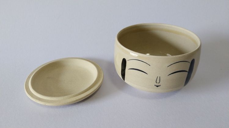 ขายถ้วยมัทฉะเซรามิกญี่ปุ่น ยกเซ็ต 3 ใบ ลายตุ๊กตาโคเคชิ Kokeshi Chawan งานวินเทจโชวะเรโทร สภาพสวย รูปที่ 5