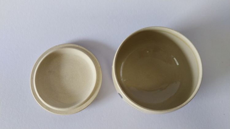 ขายถ้วยมัทฉะเซรามิกญี่ปุ่น ยกเซ็ต 3 ใบ ลายตุ๊กตาโคเคชิ Kokeshi Chawan งานวินเทจโชวะเรโทร สภาพสวย รูปที่ 6