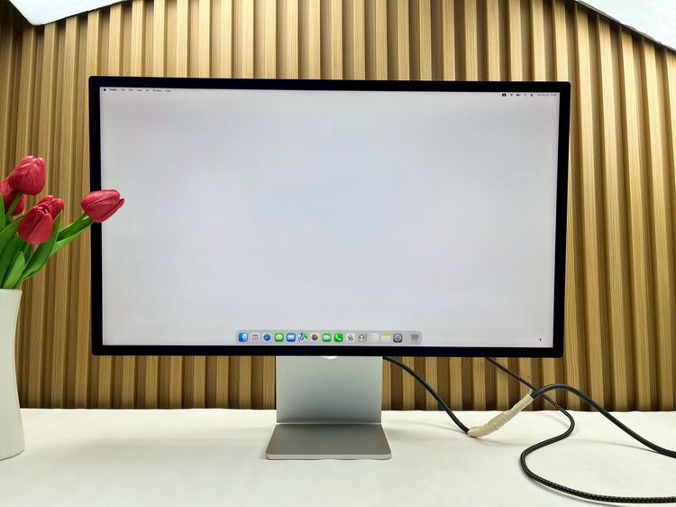Studio Display 27-inch Retina 5K Standard Glass รูปที่ 9