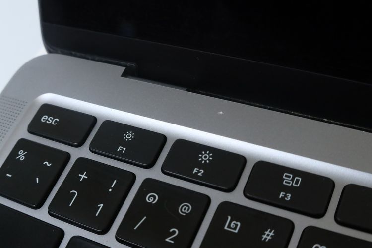 MacBook Air 13" 2020 Core i3 8.256GB  รูปที่ 5
