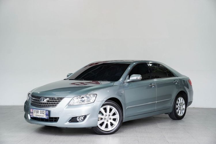 รถ Toyota Camry 2.4 V สี เทา