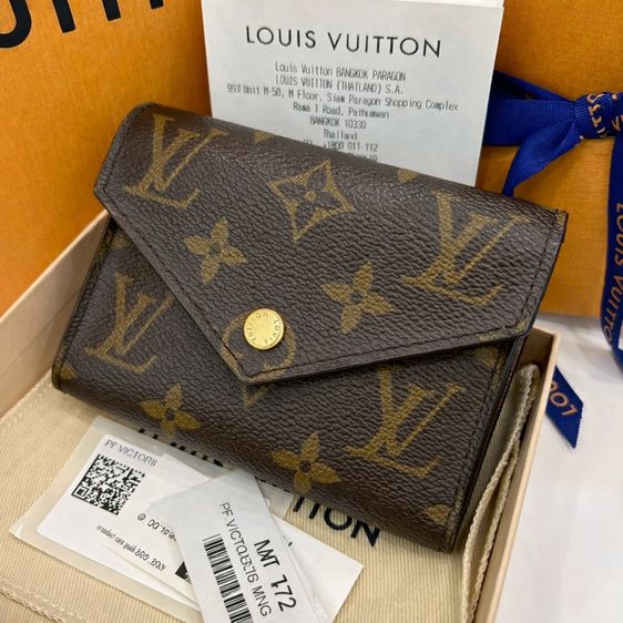 อื่นๆ หนังแท้ หญิง น้ำตาล กระเป๋าสตางค์ Louis Vuitton Victorine รุ่นปี 2022