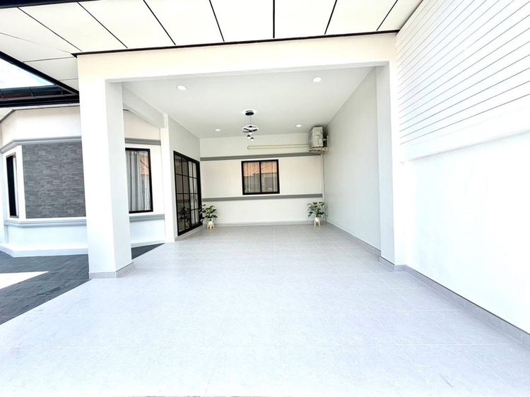 ตกแต่งครบ บ้านในหมู่บ้านรวิพรซิตี้โฮม รูปที่ 2