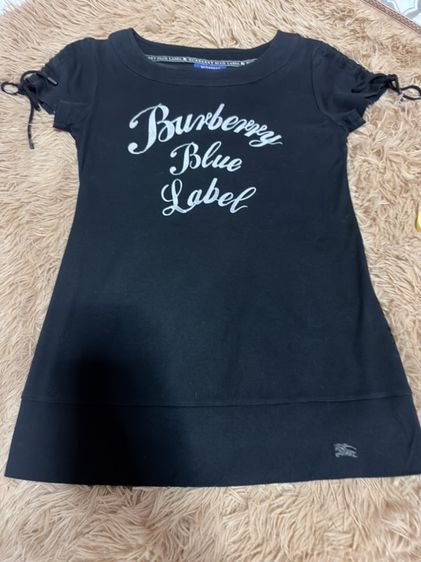 เสื้อยืดคอกลมสีดำBurberry