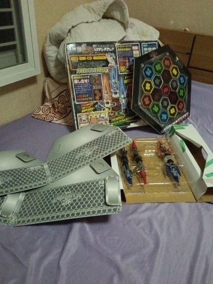 เกมสำหรับเล่นบนพื้น ของเล่นสะสม Takara Tomy รุ่น KUSABI KB-08 VS Deck Set (Lion & Tricera)