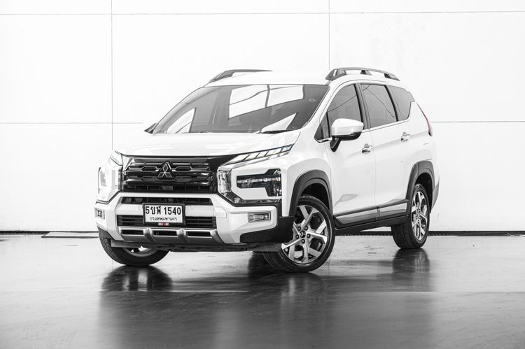 รถ Mitsubishi Xpander 1.5 Cross สี ขาว