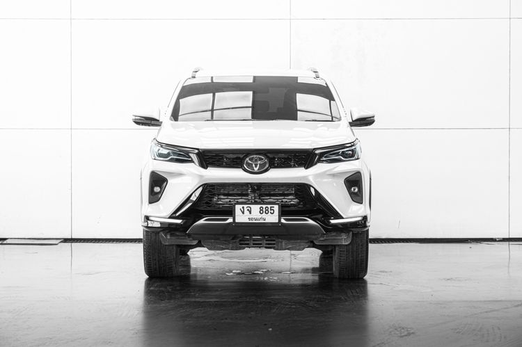 Toyota Fortuner 2023 2.4 Leader V Utility-car ดีเซล ไม่ติดแก๊ส เกียร์อัตโนมัติ ขาว รูปที่ 3