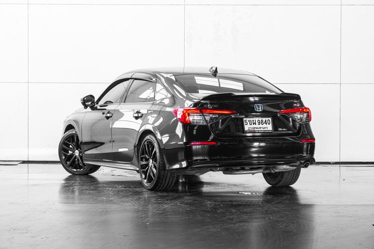 Honda Civic 2024 2.0 eHEV RS Sedan เบนซิน ไม่ติดแก๊ส เกียร์อัตโนมัติ ดำ รูปที่ 4