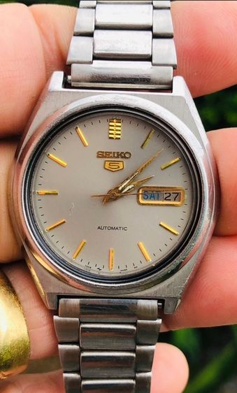 Seiko 5 หน้าเทาหลักทอง Automatic 17 Jewels