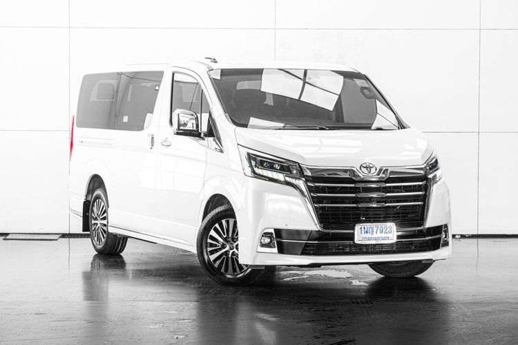 Toyota Majesty 2019 2.8 Grand Utility-car เบนซิน ไม่ติดแก๊ส เกียร์อัตโนมัติ ขาว รูปที่ 2