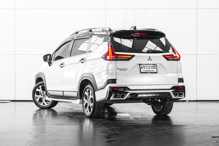 Mitsubishi Xpander 2023 1.5 Cross Utility-car เบนซิน ไม่ติดแก๊ส เกียร์อัตโนมัติ ขาว รูปที่ 4