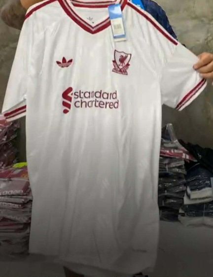 เสื้อบอล อก 44-46 ผ้าดี ป้ายครบถุงซิป รูปที่ 2