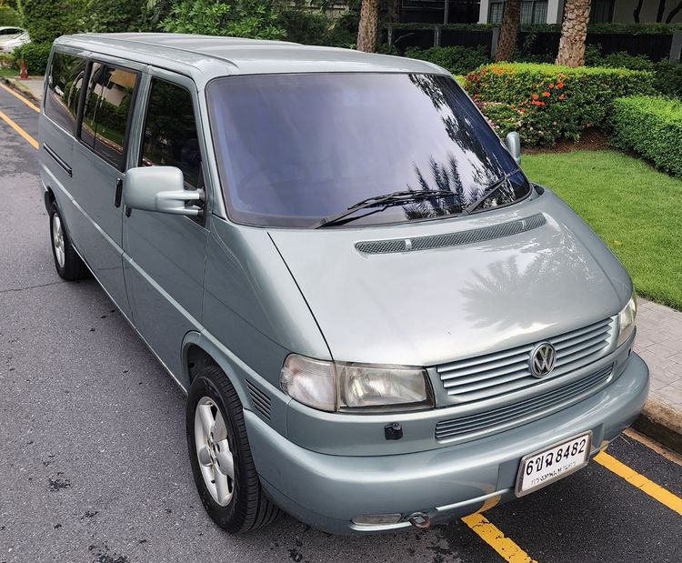Volkswagen Caravelle 2004 2.8 V6 Van เบนซิน LPG เกียร์อัตโนมัติ เทา