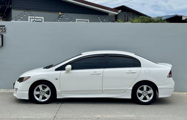 รถ Honda Civic 1.8 S i-VTEC สี ขาว