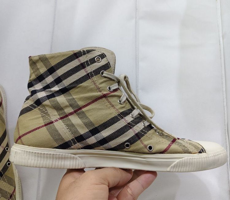 รองเท้าผ้าใบ Burberry แท้ รุ่น Vintage Check Canvas High-Top รูปที่ 6