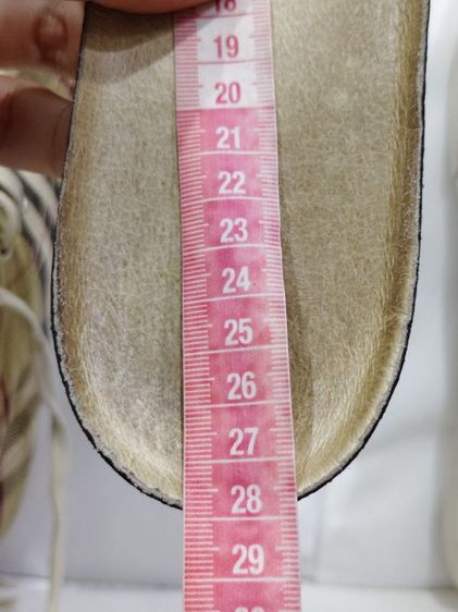 รองเท้าผ้าใบ Burberry แท้ รุ่น Vintage Check Canvas High-Top รูปที่ 9