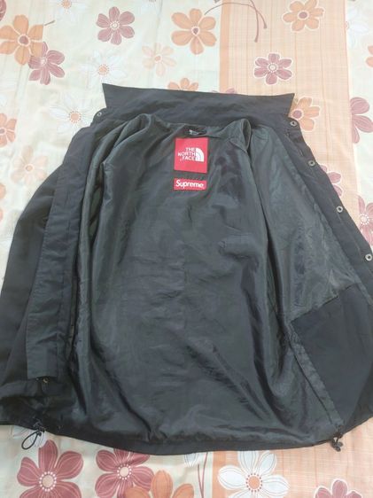 แจ็คเก็ต the north face x supreme รูปที่ 6