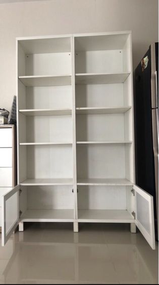อื่นๆ ต้องการขายชั้นวางของไม้ ikea  ขนาด ชั้นวางของ ikea กว้าง 60ซม ลึก40ซม สูง 202 ซม มีทั้งหมด6ตัวค่ะตัวเล็กด้านข้าง กว้าง 20ซม. ลึก 17 สูง202ซม. กับ ชั้นวางของโชว์สินค้า