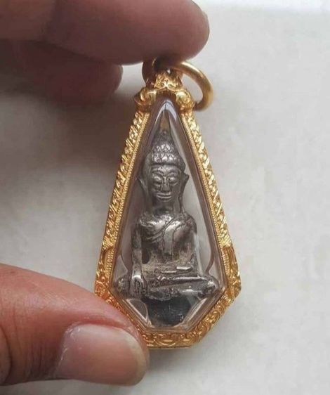 พระยอดธง