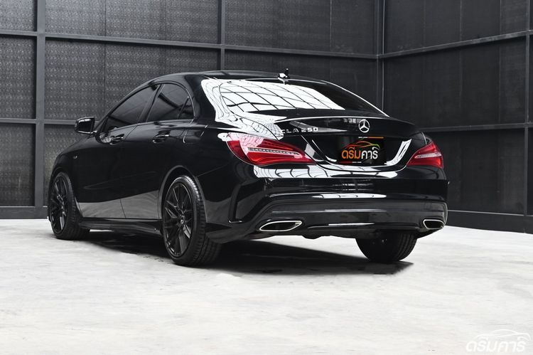 Mercedes-Benz CLA-Class 2019 CLA250 AMG Sedan เบนซิน ไม่ติดแก๊ส เกียร์อัตโนมัติ ดำ รูปที่ 3