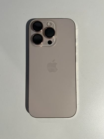 iphone16pro 512gb เครื่องศูนย์ไทย สีdesert titanium สภาพใหม่