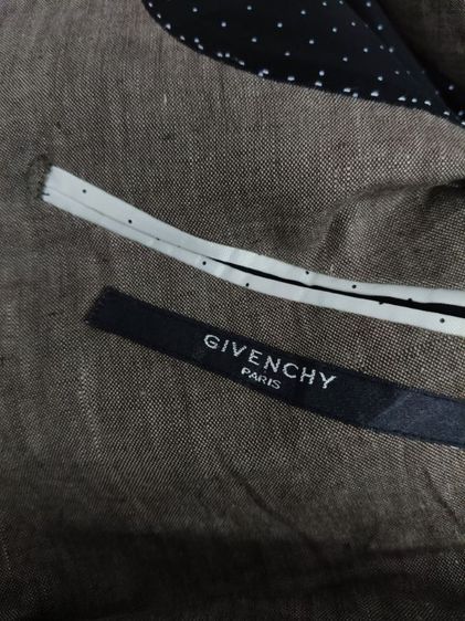 GIVENCHY รูปที่ 4
