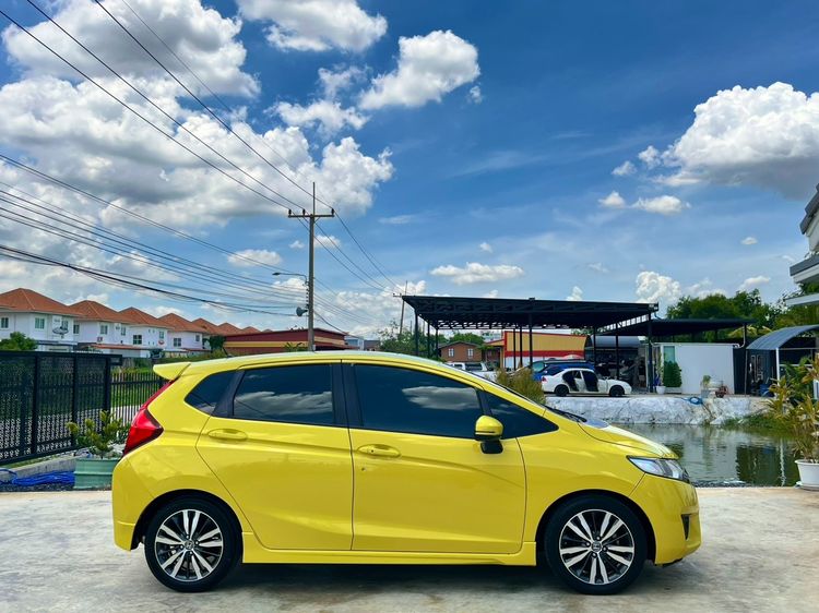 Honda Jazz 2017 1.5 SV Sedan เบนซิน ไม่ติดแก๊ส เกียร์อัตโนมัติ เหลือง รูปที่ 4