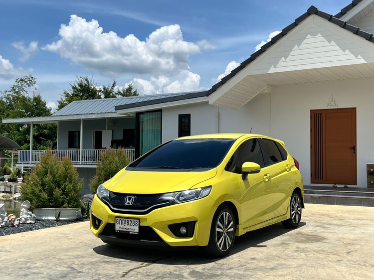 Honda Jazz 2017 1.5 SV i-VTEC Sedan เบนซิน ไม่ติดแก๊ส เกียร์อัตโนมัติ เหลือง