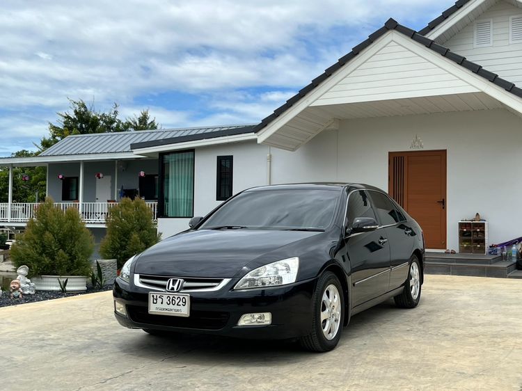Honda Accord 2004 3.0 V6 i-VTEC Sedan เบนซิน ไม่ติดแก๊ส เกียร์อัตโนมัติ ดำ