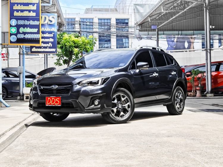 รถ Subaru XV 2.0 4WD สี เทา