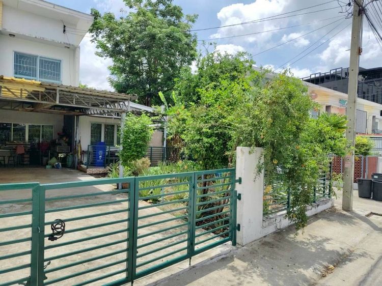 Pruksa มีบางส่วน 2011  บ้านเดี่ยวให้เช่า ทำเลบางนา–แบริ่ง 4 ห้องนอน จอดรถ 4 คัน ใกล้ Central บางนา และ Mega Bangna รูปที่ 3